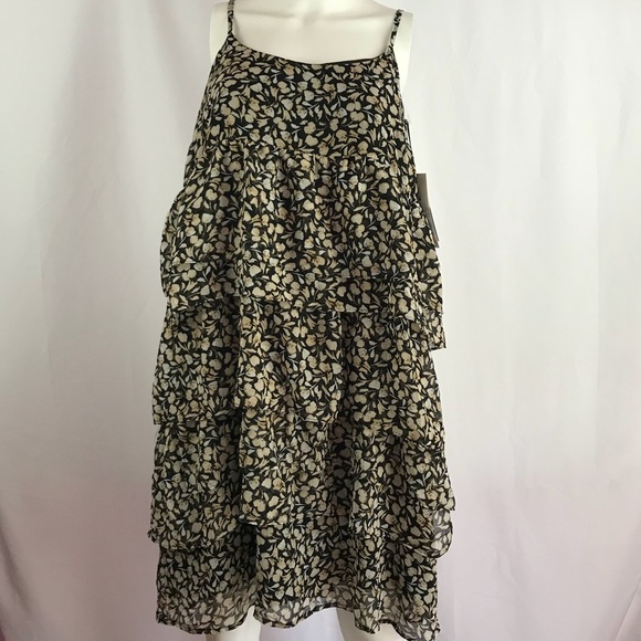 Who What Wear Sun Dress NWT Ruffle Layers size L - Picture 1 of 8